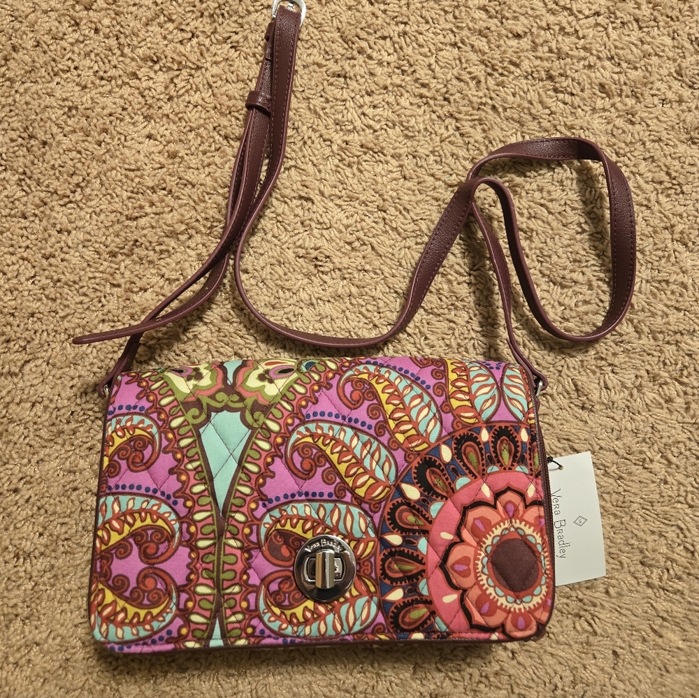 Vera Bradley Resort Medallion Pink and Green Paisley Turnlock Crossbody Bag, NWT